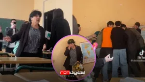 La emotiva broma de sus estudiantes que hizo llorar a una profesora