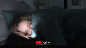 efectos de usar celular antes de dormir