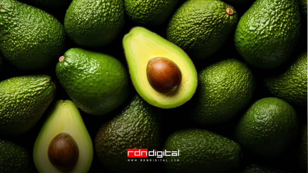 beneficios de comer aguacate diario