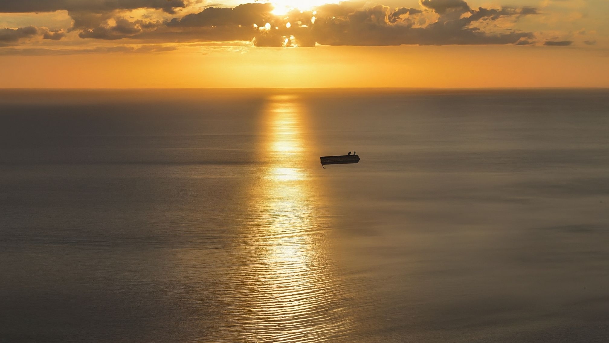 Persecución de Petroleros en el Atlántico